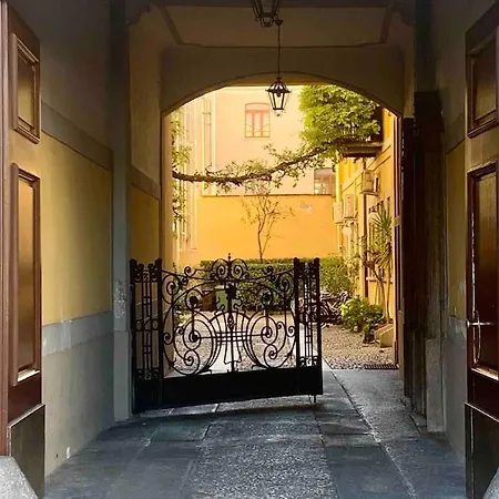 Location Naviglio With Terrace Milan